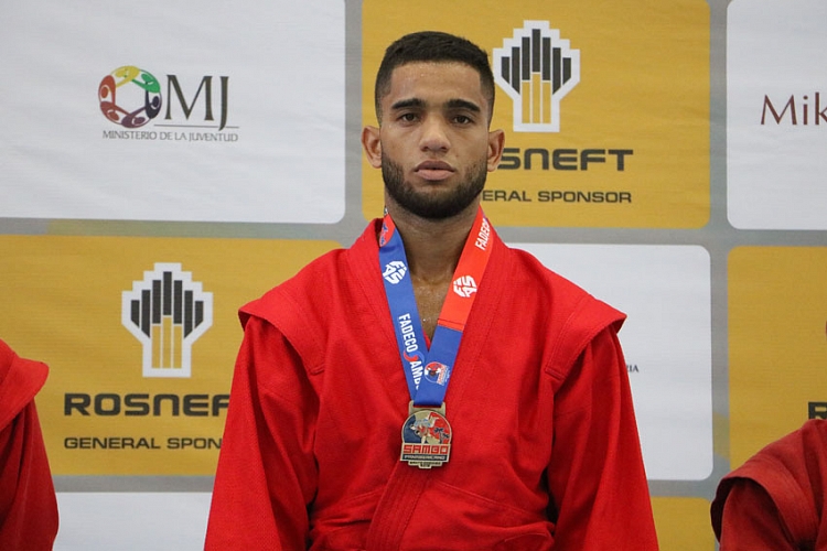Jesus CRESPO: "We Go Out on the Mat to Win"